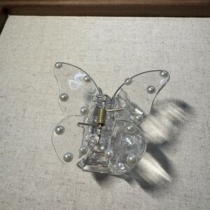 Urban Outfitters Clear Butterfly Hair Clip with Pearls